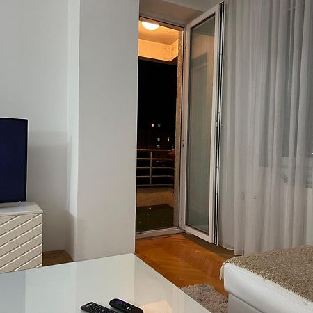 Karas Apartments Skopje Eksteriør billede
