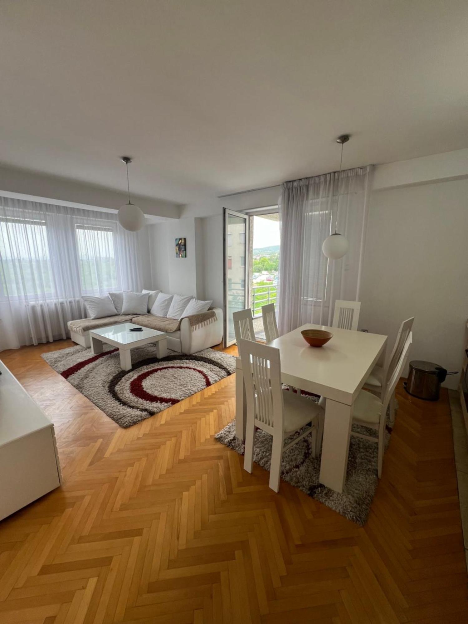 Karas Apartments Skopje Eksteriør billede